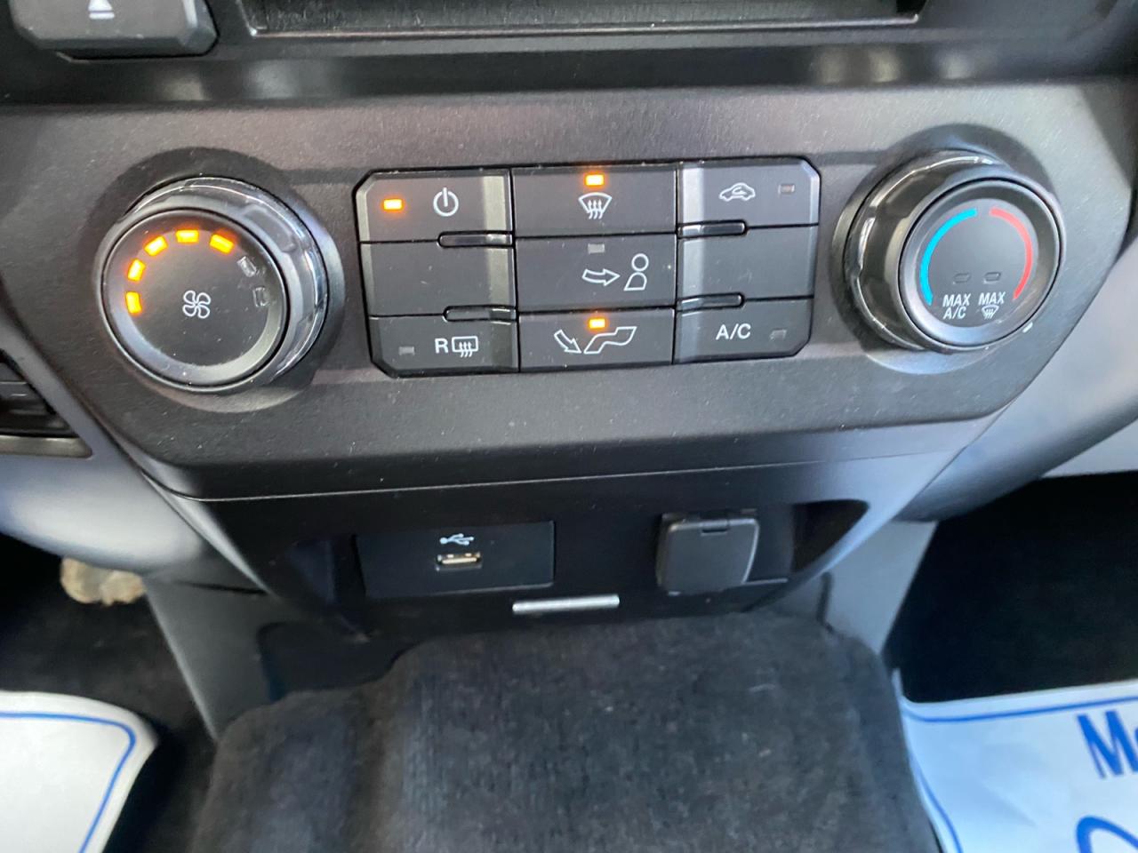 2017 Ford F-150 SuperCrew |  XTR | XLT | 5.0L V8 Photo