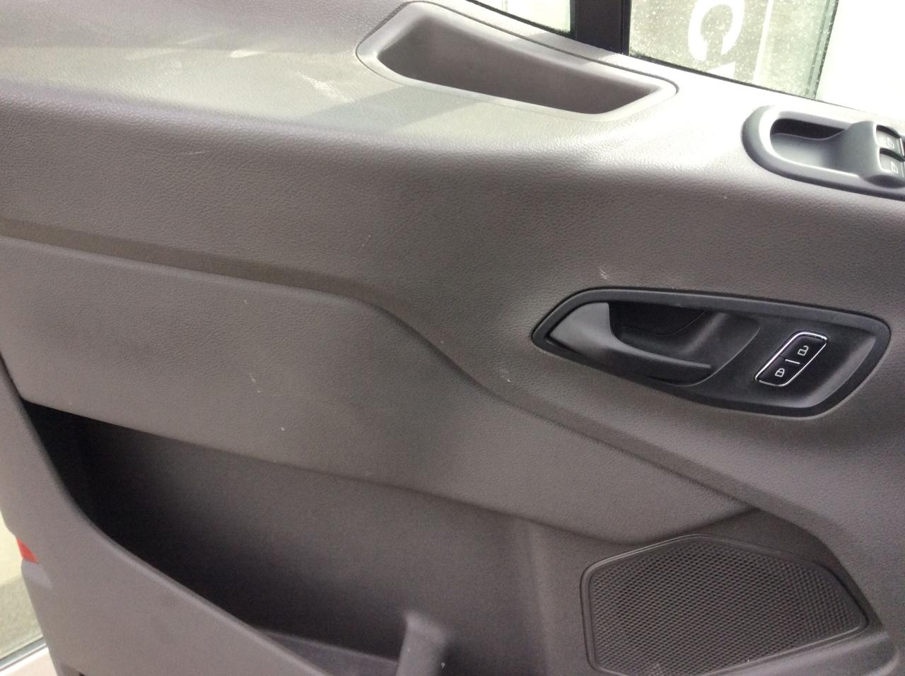 2024 Ford Transit Cargo Van 250 Photo3