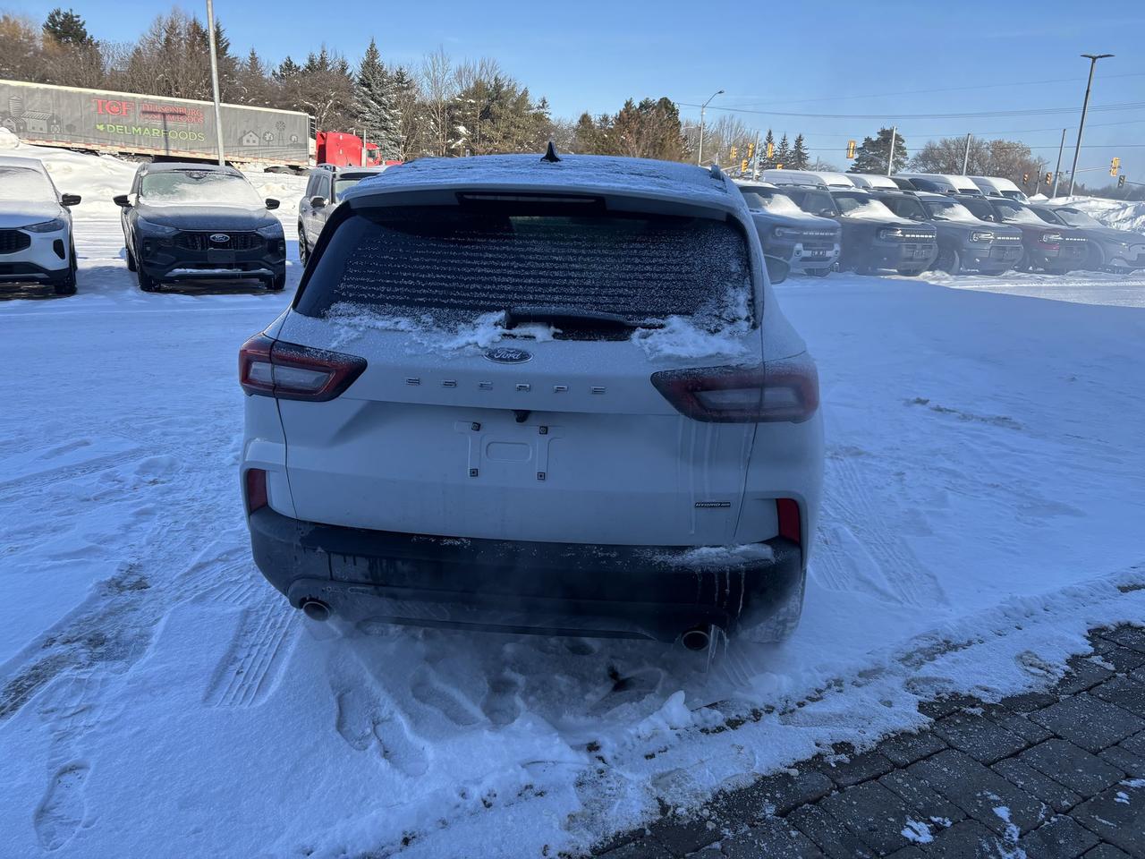 2025 Ford Escape ST-LINE, AWD, PANO ROOF, TECH PACK, HEATED WHEEL! Photo