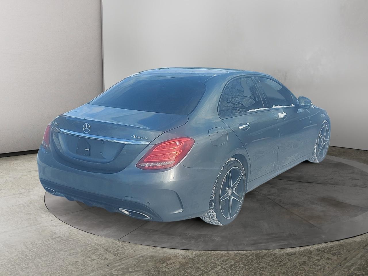 2017 Mercedes-Benz C-Class C 300 Photo