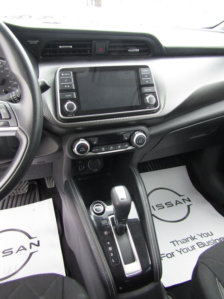 2020 Nissan Kicks SV Photo