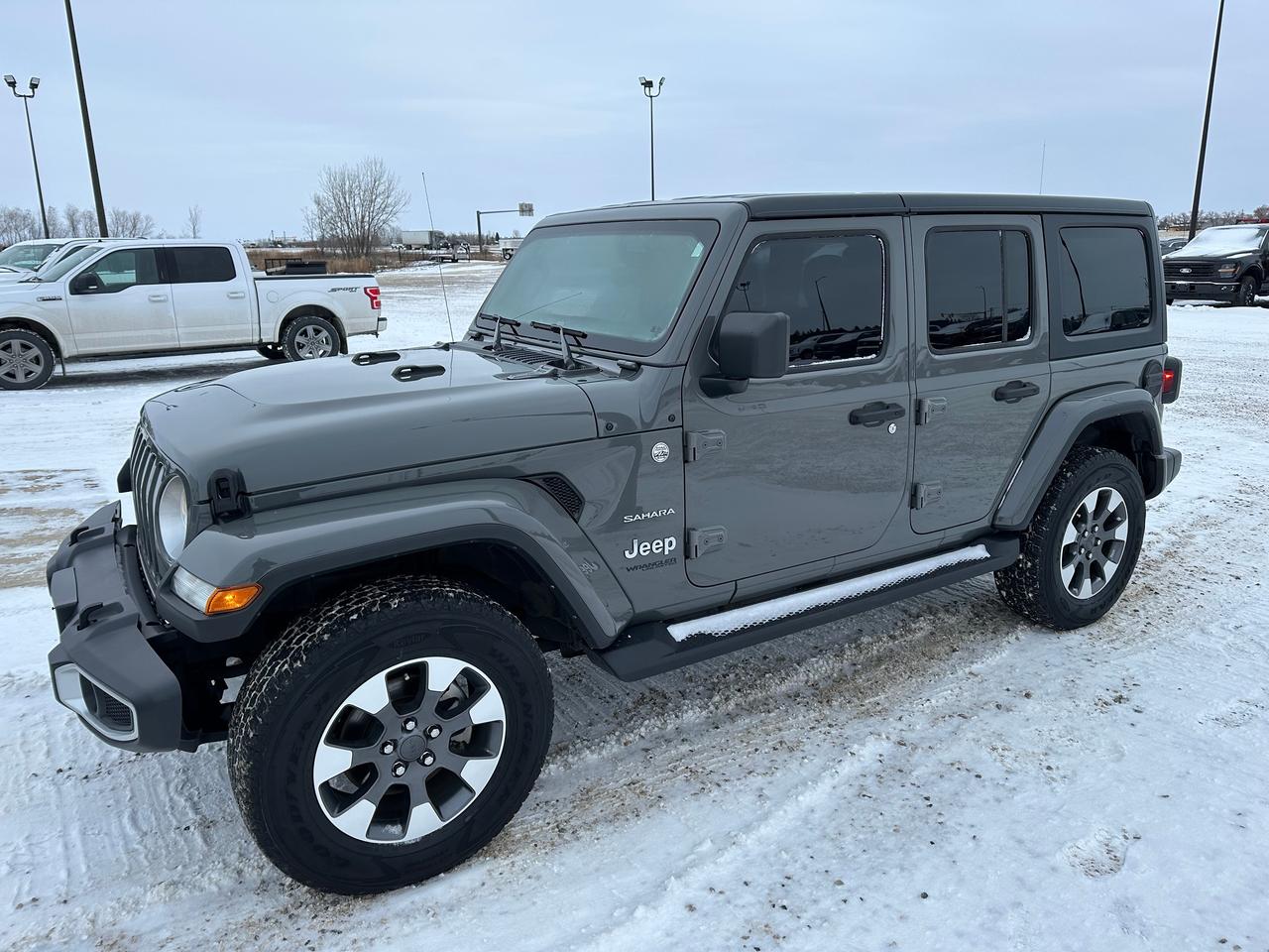 2021 Jeep Wrangler Unlimited Sahara Photo5