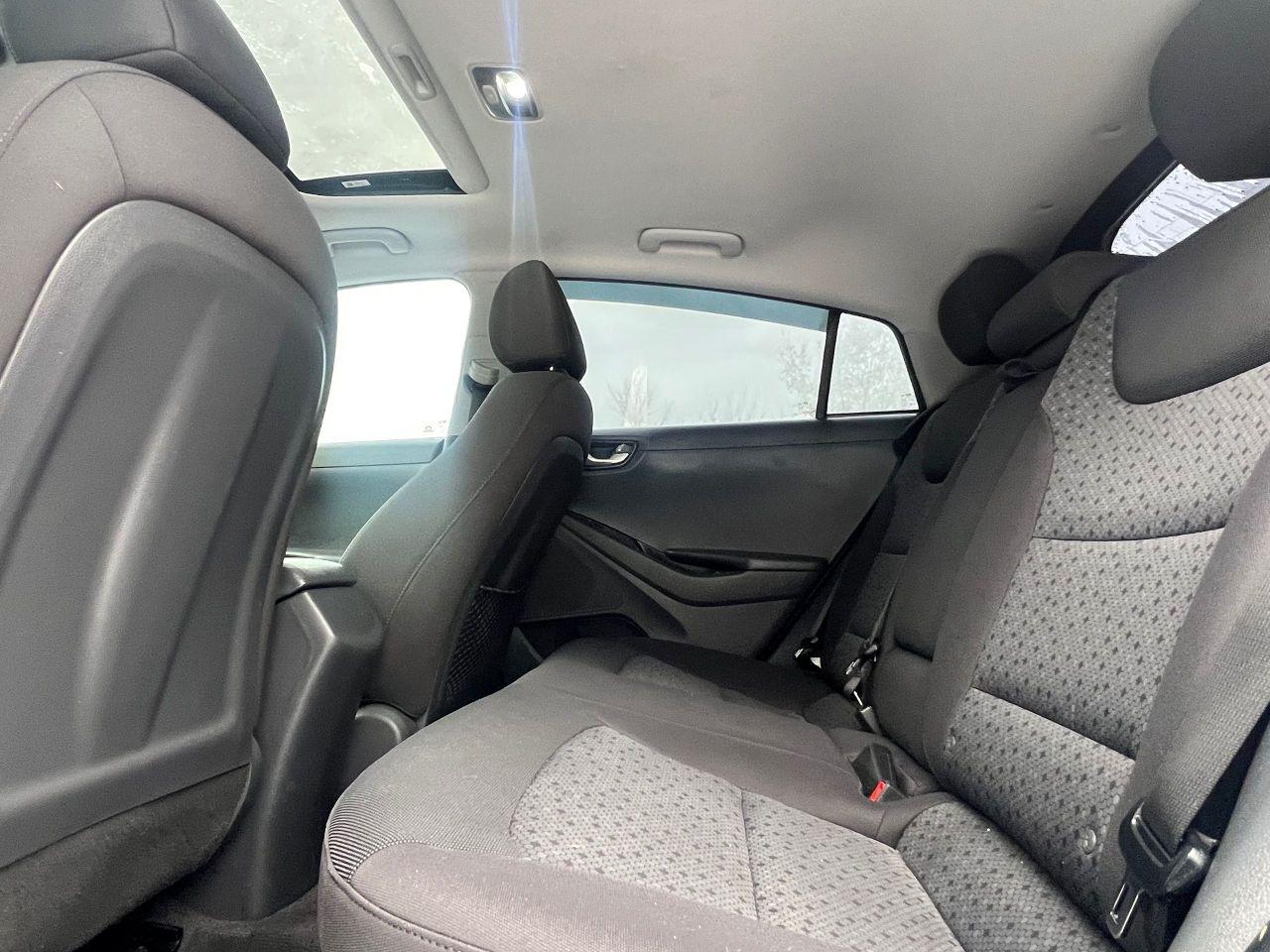 2019 Hyundai IONIQ Preferred-SUNROOF-BACK CAM-HEATED SEATS & MORE! Photo