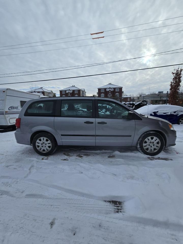 2016 Dodge Grand Caravan CANADA VALUE PACKAGE - Photo #3