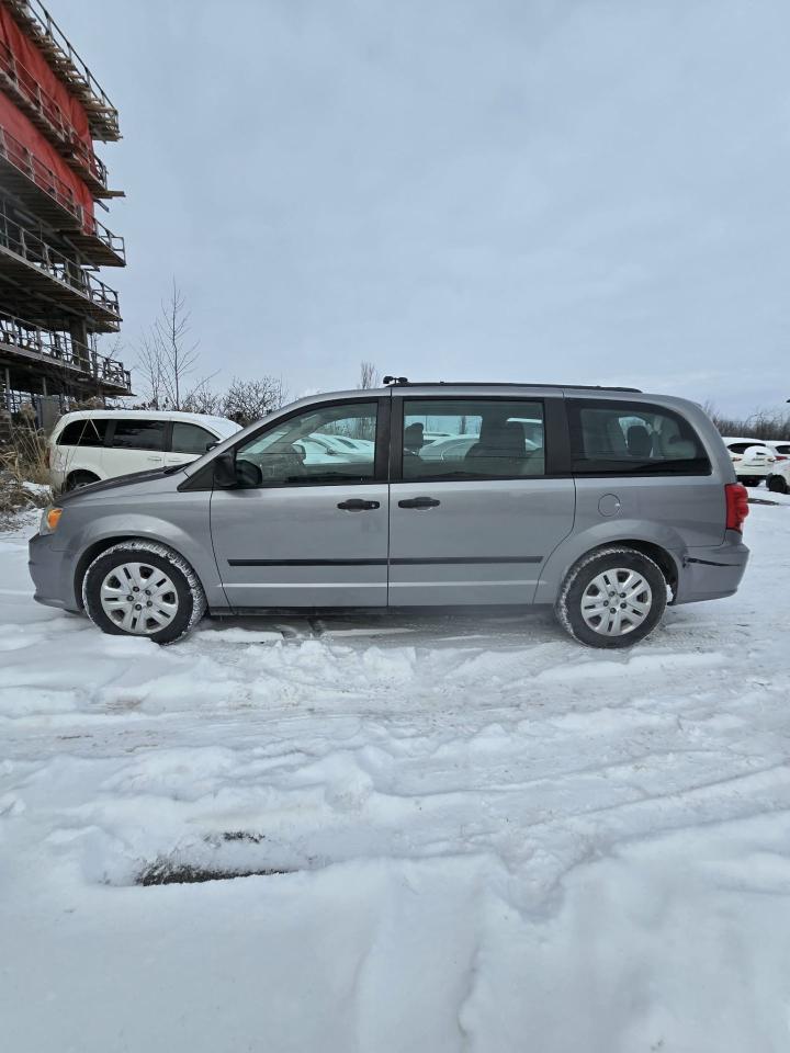 2016 Dodge Grand Caravan CANADA VALUE PACKAGE - Photo #4