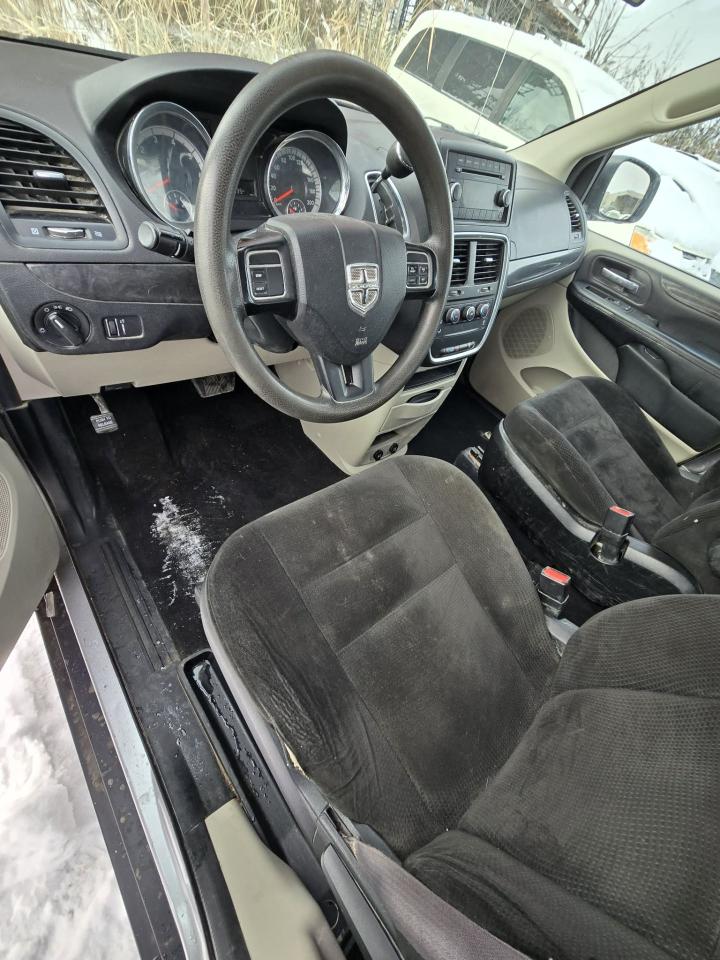 2016 Dodge Grand Caravan CANADA VALUE PACKAGE - Photo #6