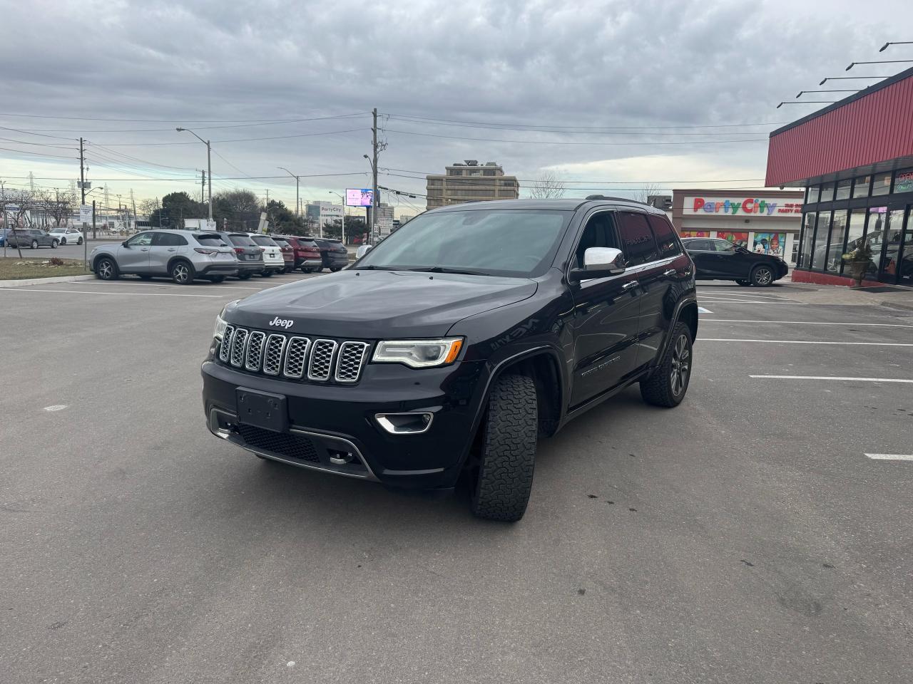2018 Jeep Grand Cherokee OVERLAND 4WD LEATHER PAN/ROOF NAV B/SPOT CAMERA Photo2
