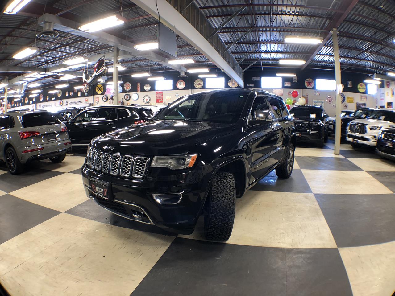 2018 Jeep Grand Cherokee OVERLAND 4WD LEATHER PAN/ROOF NAV B/SPOT CAMERA Photo2