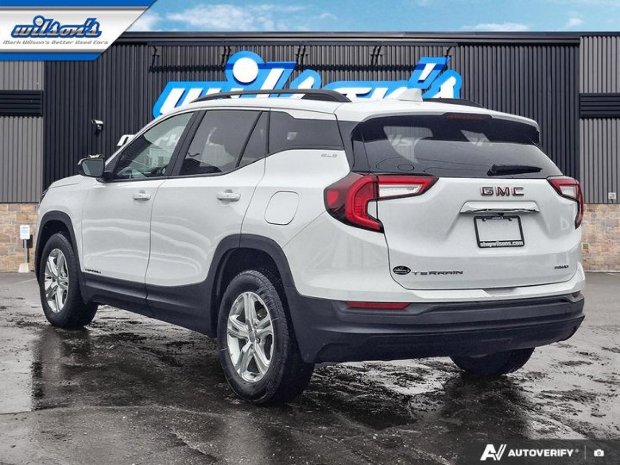 2024 GMC Terrain SLE AWD | CarPlay + Android Auto | Rear Camera | Alloy Wheels | and More ! Photo