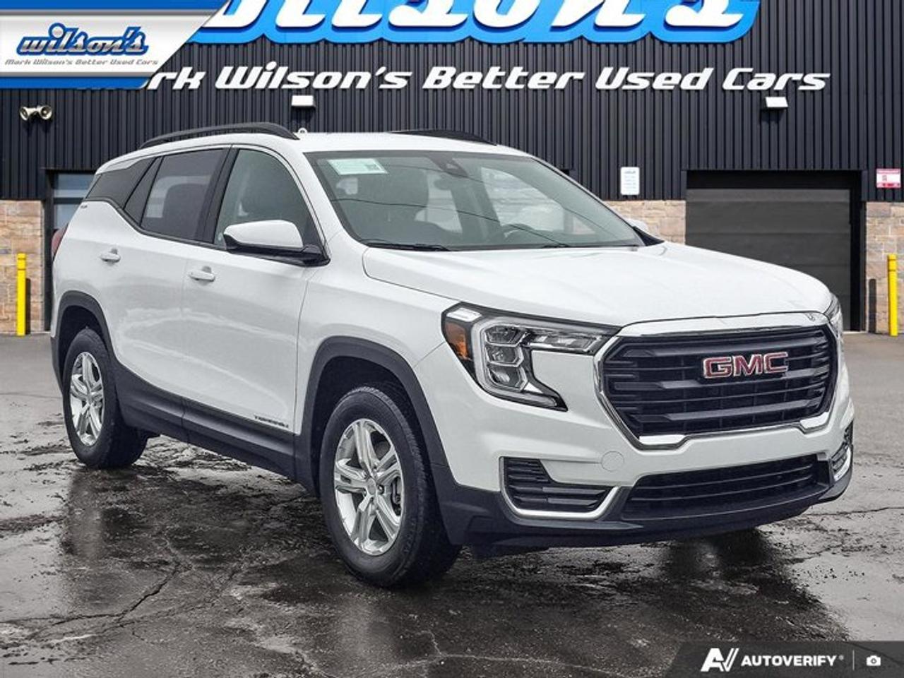 2024 GMC Terrain SLE AWD | CarPlay + Android Auto | Rear Camera | Alloy Wheels | and More ! Photo