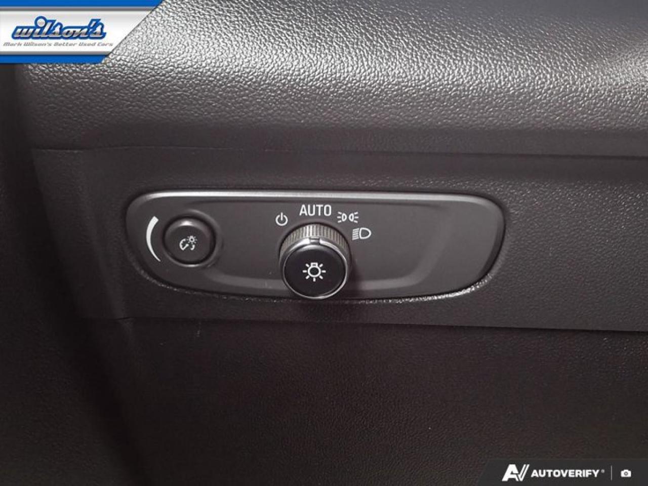 2023 Buick Envision Essence AWD | Leather | Heated Wheel + Seats | CarPlay + Android | Power Seat | Rear Cam & More ! Photo