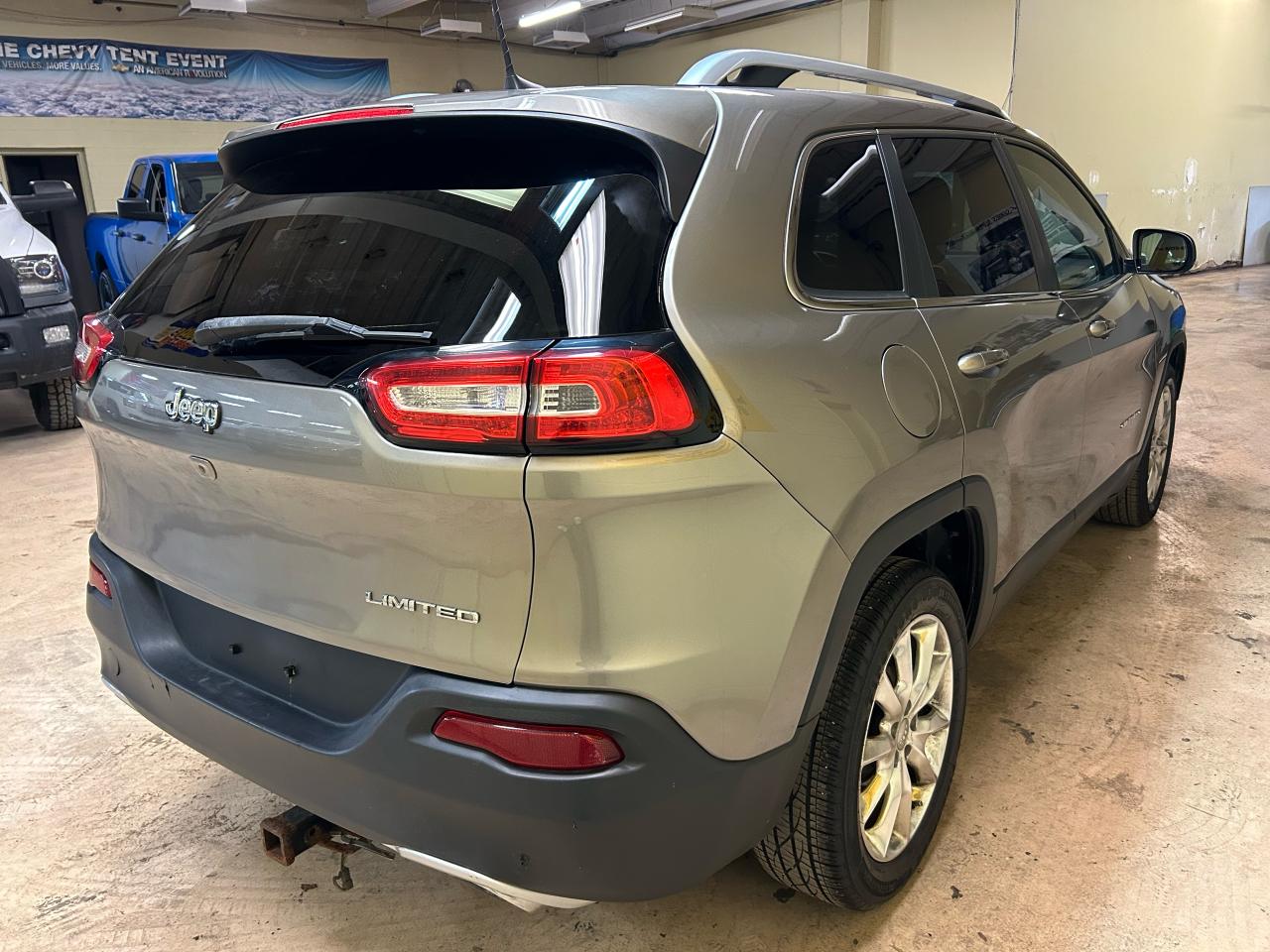 2017 Jeep Cherokee Limited Photo