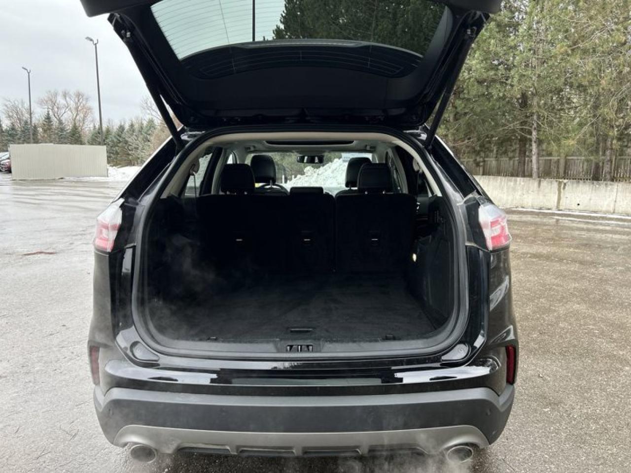 2024 Ford Edge Titanium AWD | Panoramic Roof | Remote Start | Heated Seats | Leather Seats Photo