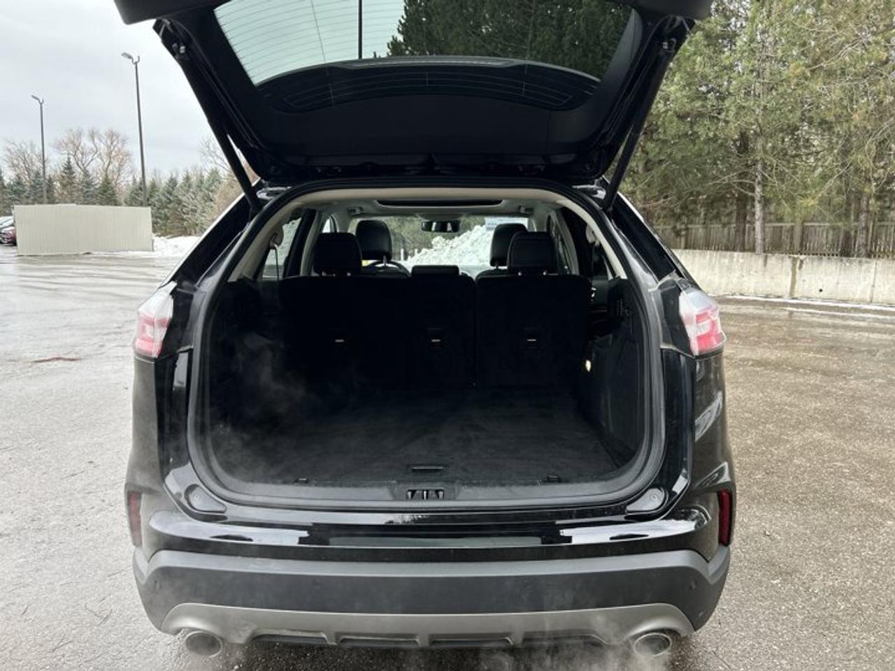 2024 Ford Edge Titanium AWD Photo