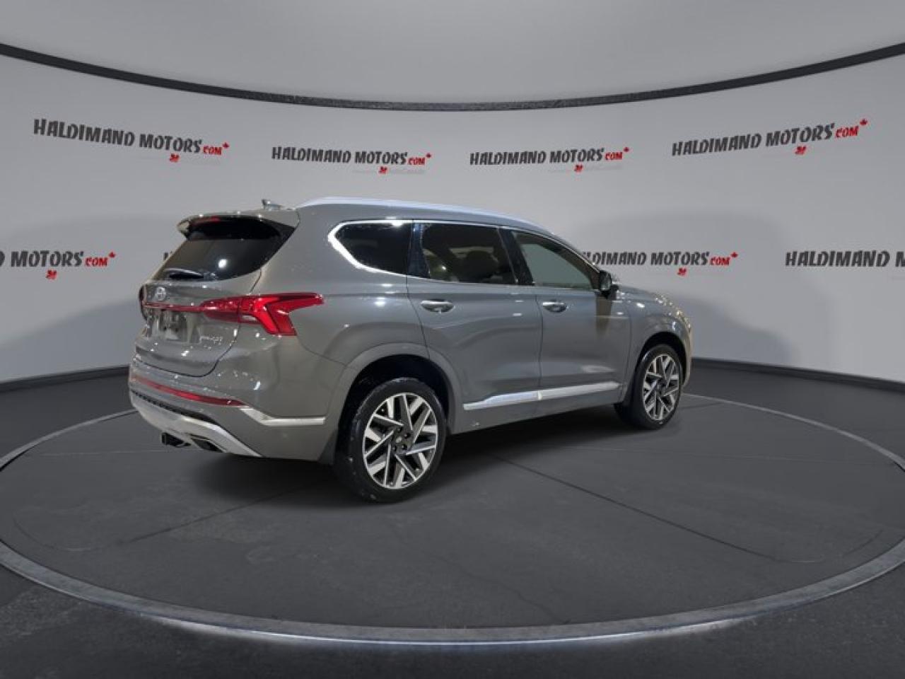2023 Hyundai Santa Fe Ultimate Calligraphy | Panoramic Roof | 360 Camera | AC Seats Photo