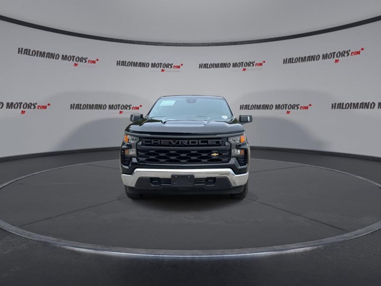 2023 Chevrolet Silverado 1500 WT 4x4 Reg Cab 8ft Box | Trailer Package | Photo