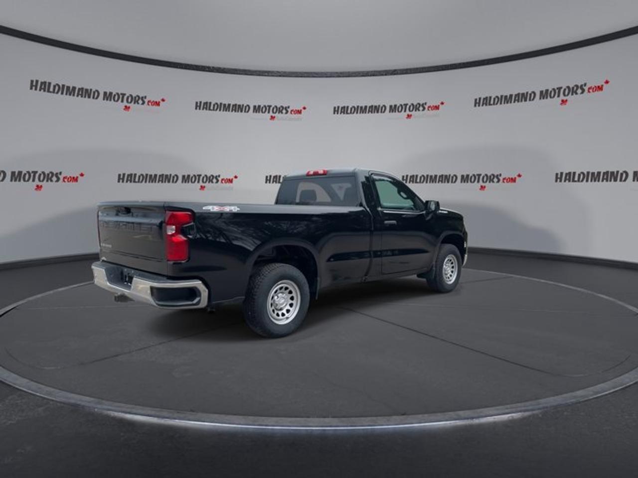 2023 Chevrolet Silverado 1500 WT 4x4 Reg Cab 8ft Box | Trailer Package | Photo