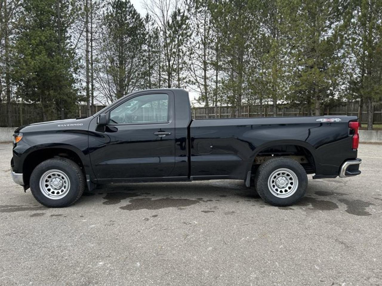2023 Chevrolet Silverado 1500 WT 4x4 Reg Cab 8ft Box | Trailer Package | Photo