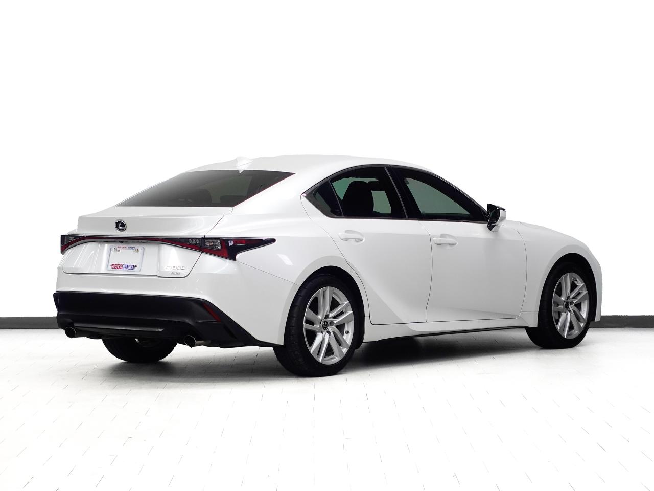 2021 Lexus IS 300 AWD | Leather | Sunroof | BlindSpot | CarPlay