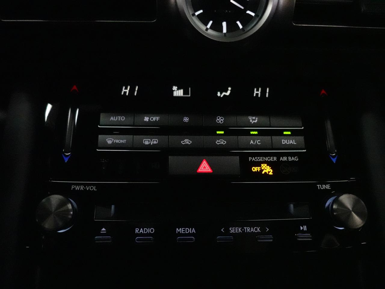 2021 Lexus IS 300 AWD | Leather | Sunroof | BlindSpot | CarPlay
