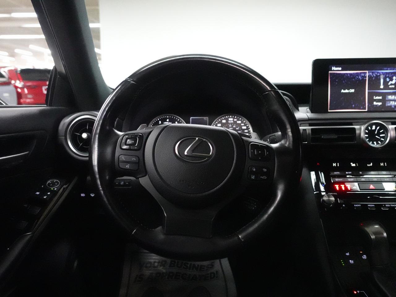 2021 Lexus IS 300 AWD | Leather | Sunroof | BlindSpot | CarPlay