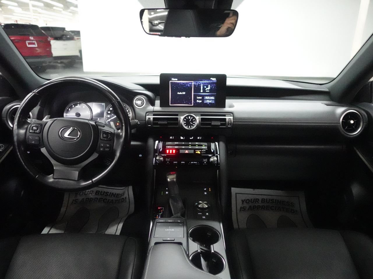 2021 Lexus IS 300 AWD | Leather | Sunroof | BlindSpot | CarPlay