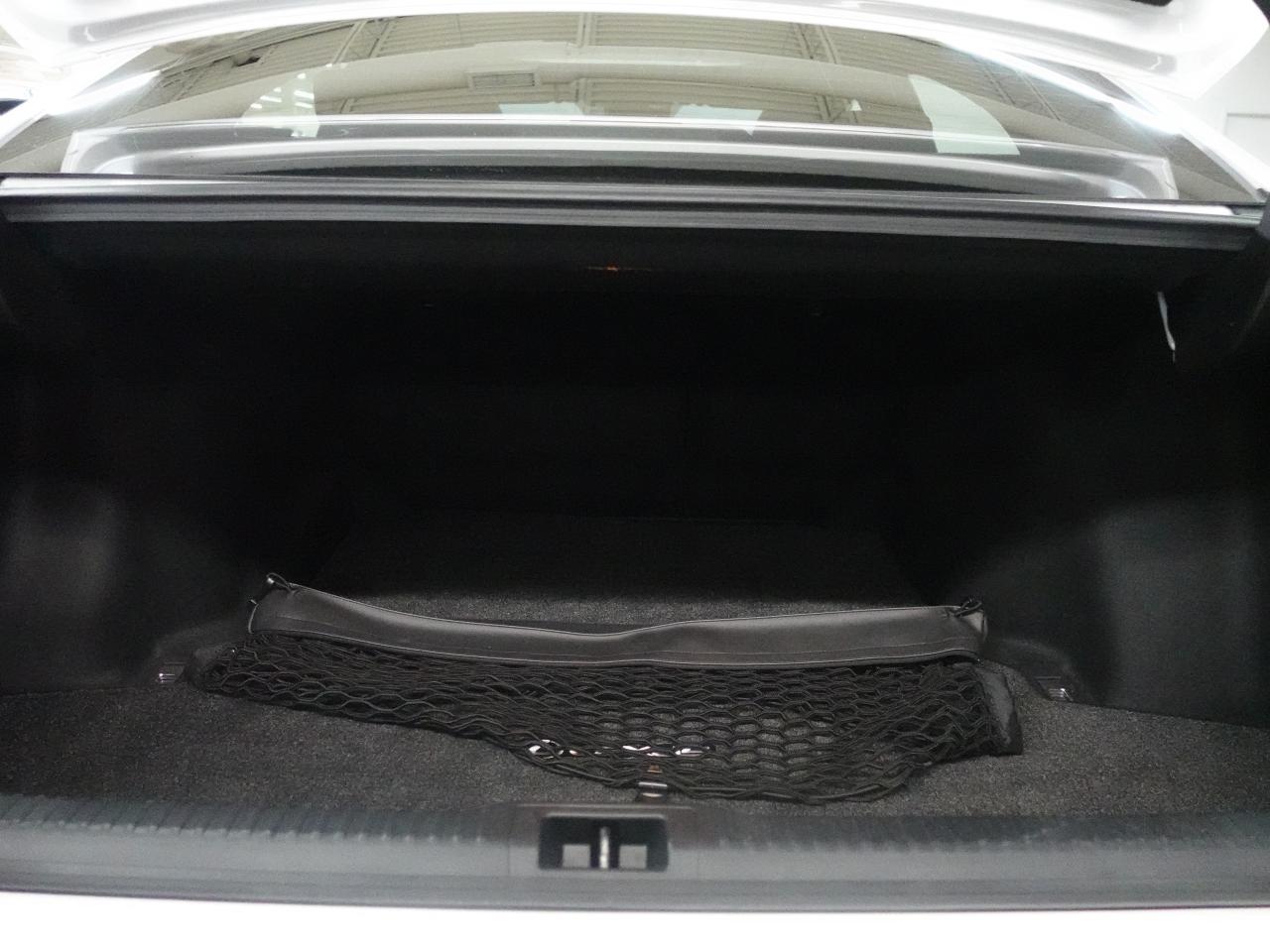 2021 Lexus IS 300 AWD | Leather | Sunroof | BlindSpot | CarPlay Photo