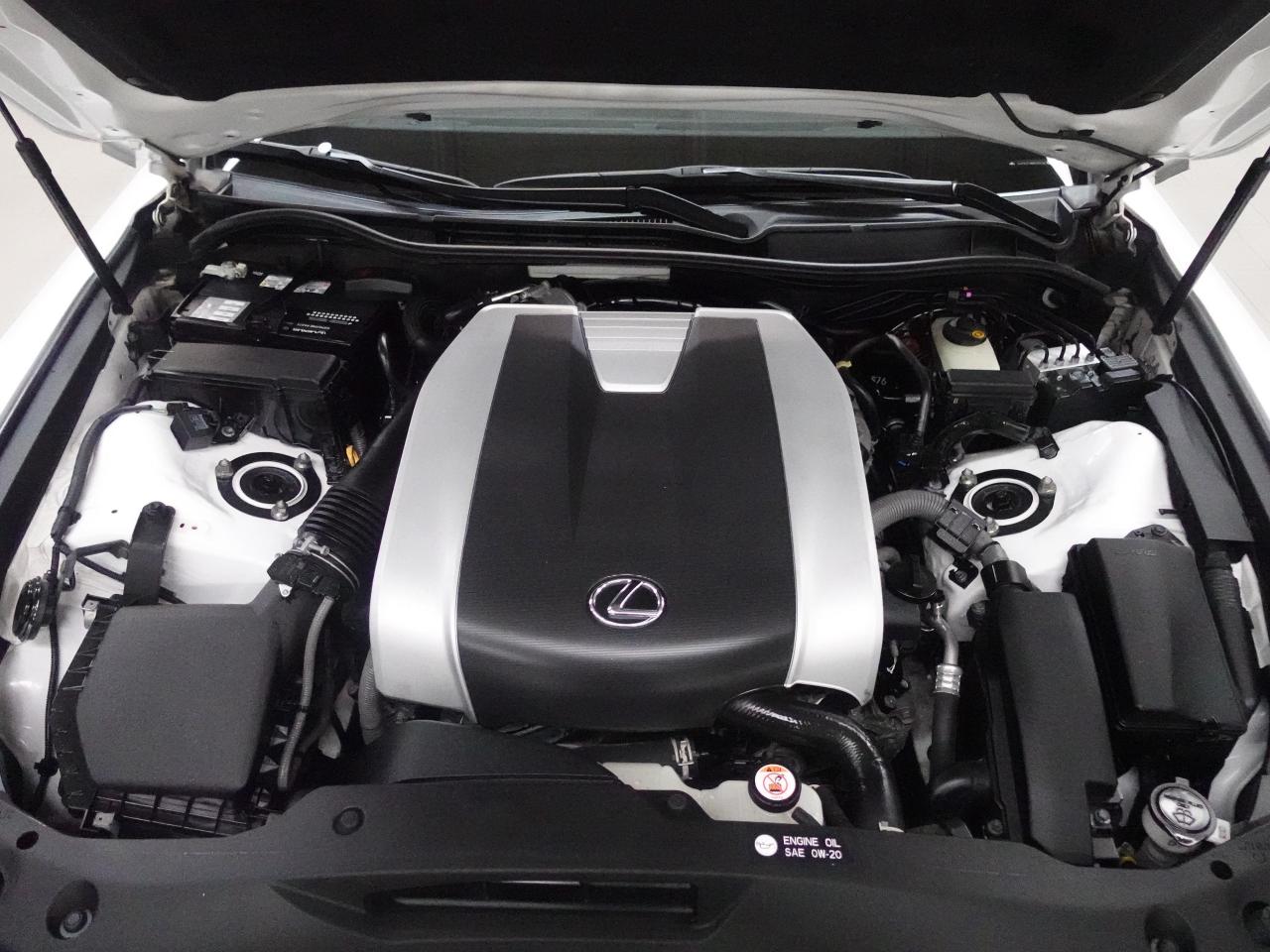 2021 Lexus IS 300 AWD | Leather | Sunroof | BlindSpot | CarPlay Photo