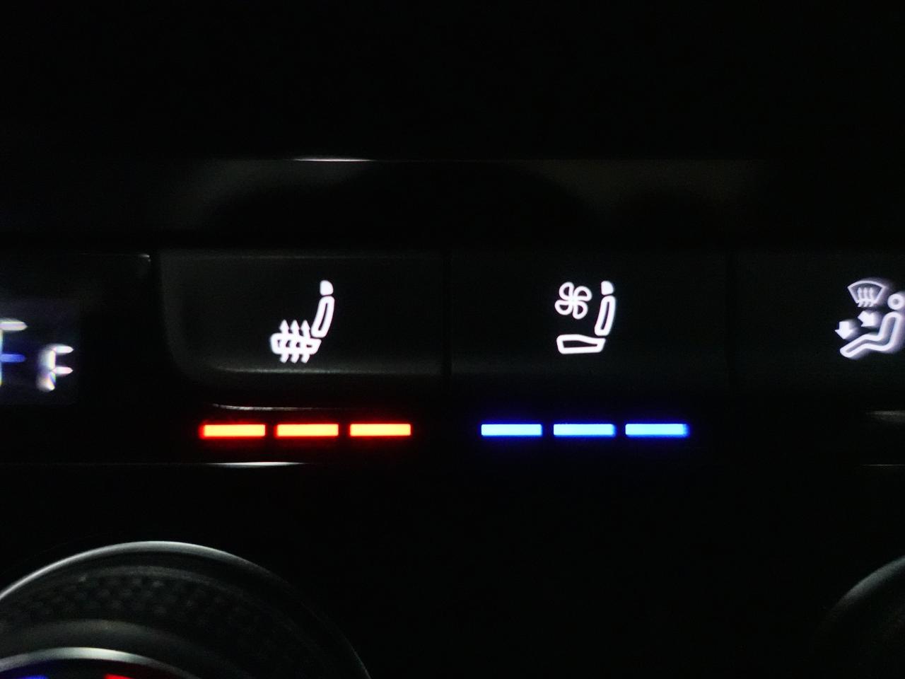 2022 Volkswagen Taos HIGHLINE | AWD | Nav | Leather | Pano roof | BSM