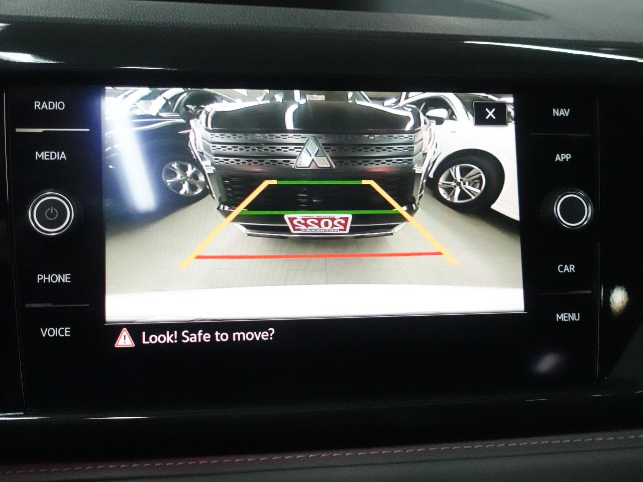 2022 Volkswagen Taos HIGHLINE | AWD | Nav | Leather | Pano roof | BSM