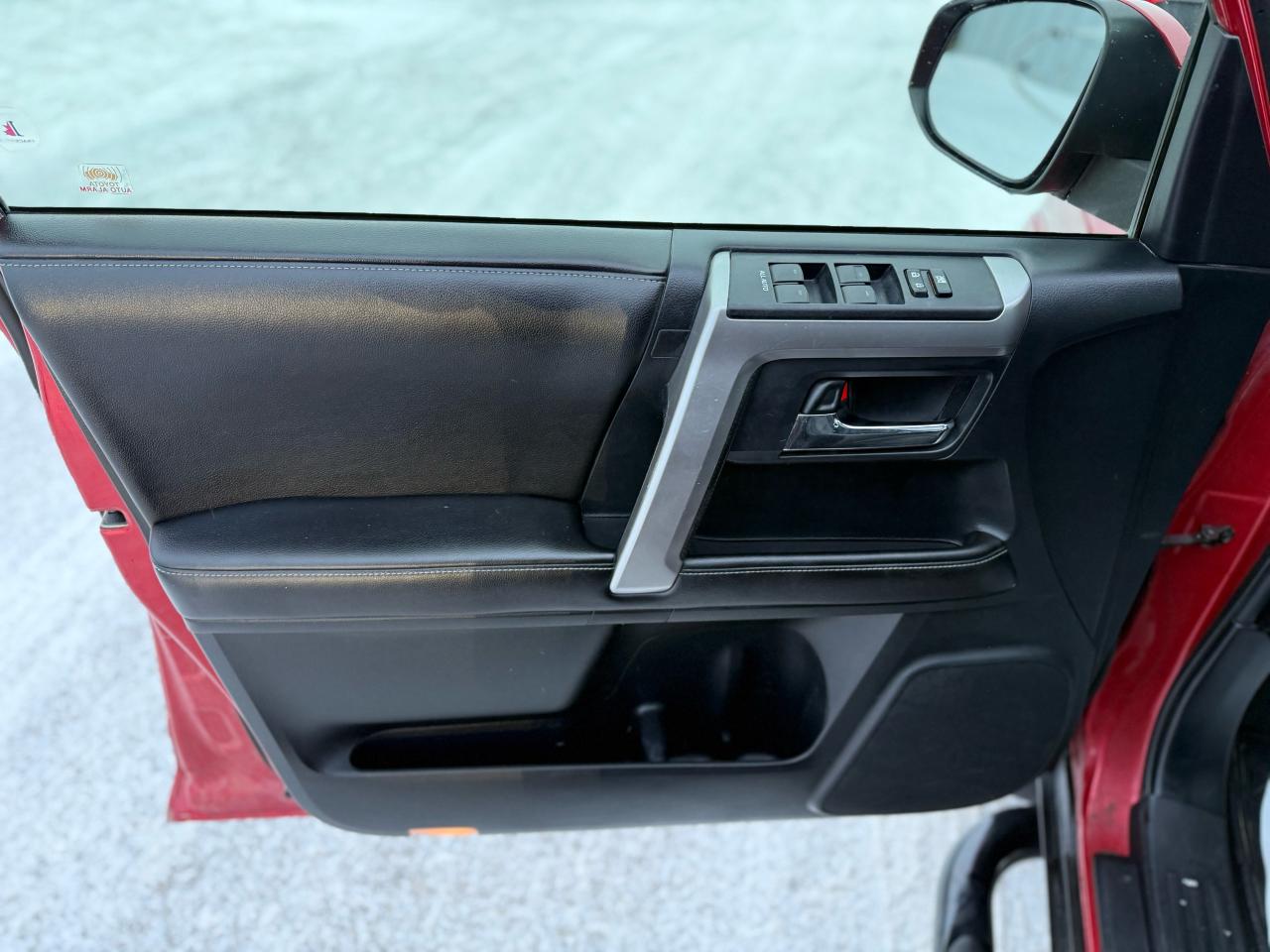 2015 Toyota 4Runner SR5 Photo