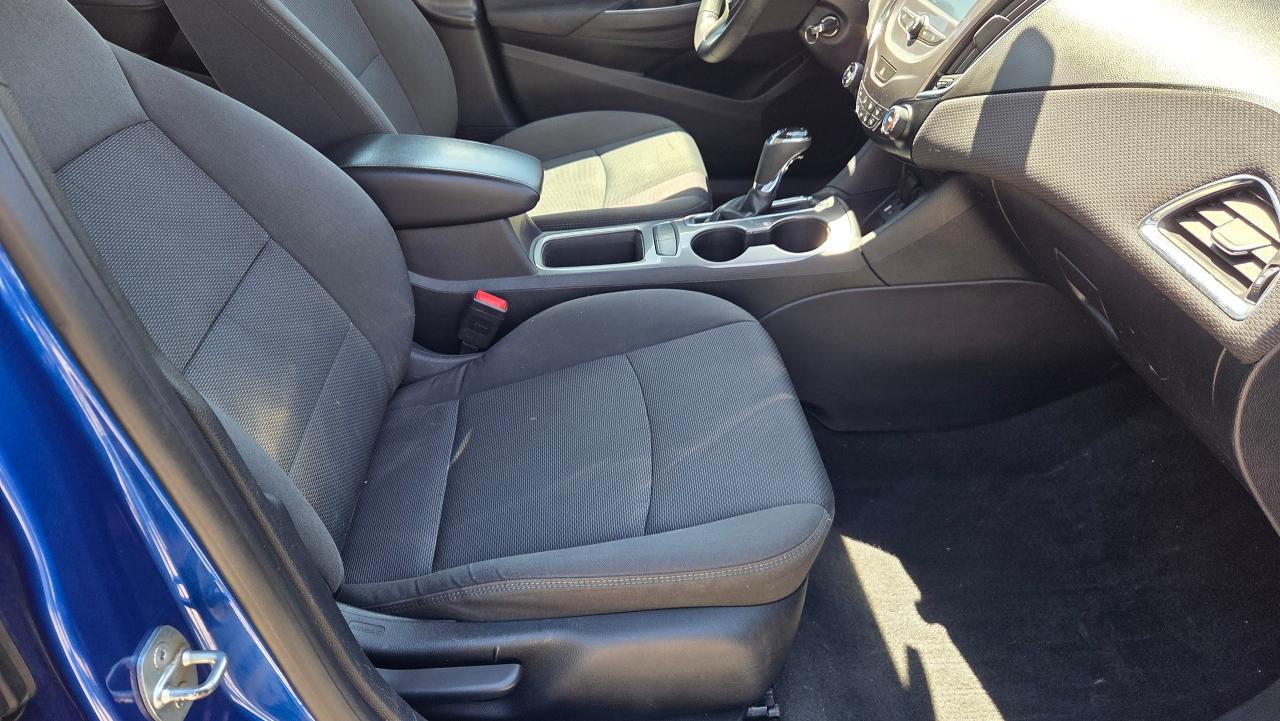 2018 Chevrolet Cruze LT - Photo #8