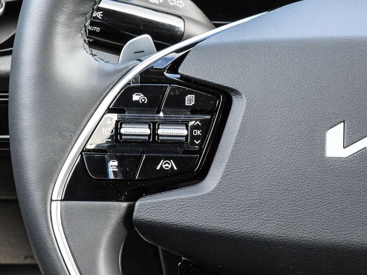 2026 Kia NIRO EX Photo