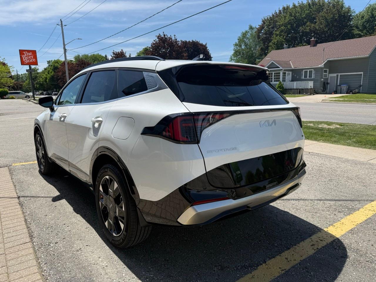 2026 Kia Sportage EX Premium AWD w/Black Interior Photo