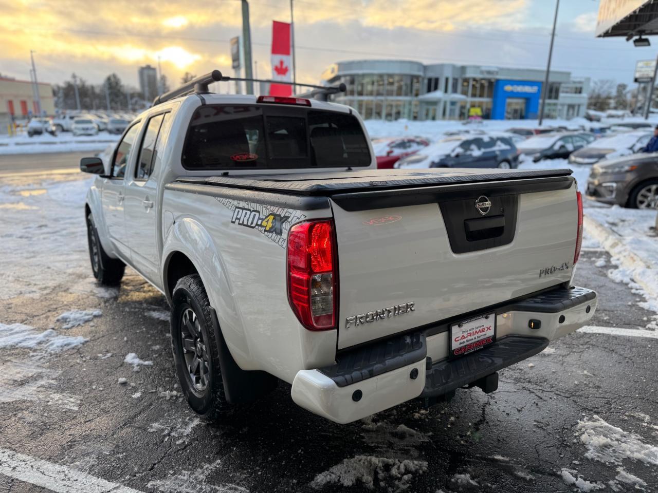 2015 Nissan Frontier One Owner | Accident Free | 4x4 PRO-4X | LOADED Photo