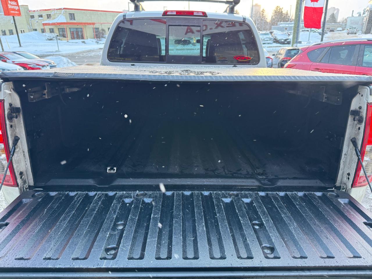 2015 Nissan Frontier One Owner | Accident Free | 4x4 PRO-4X | LOADED Photo