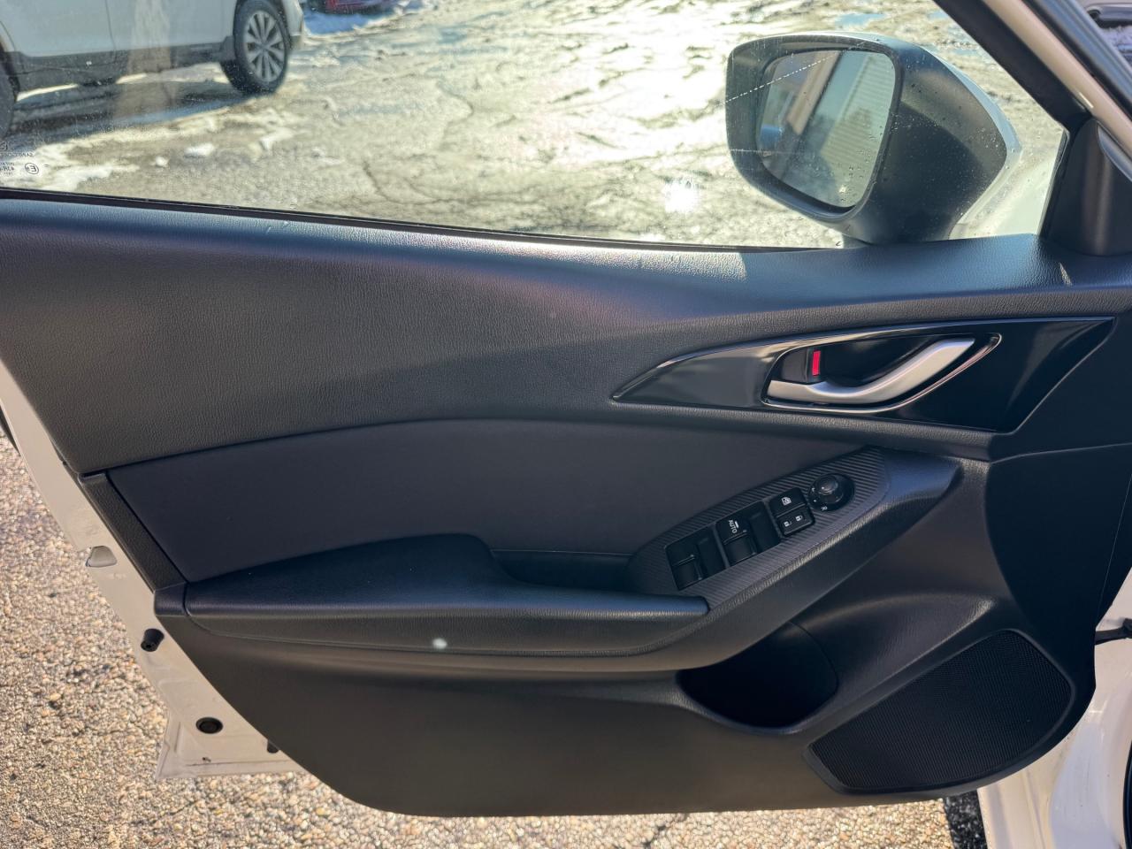 2015 Mazda MAZDA3 GS Manual | Heated Seats | Backup Camera Photo