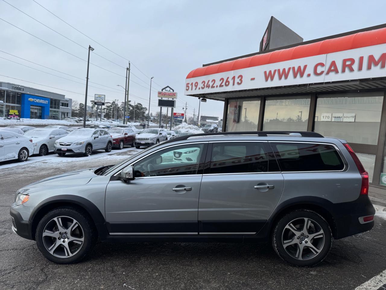 2013 Volvo XC70 T6 AWD | Sunroof | Backup Camera Photo