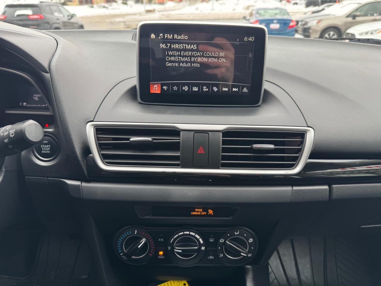 2015 Mazda MAZDA3 GS Accident Free | Backup Camera | Bluetooth Photo