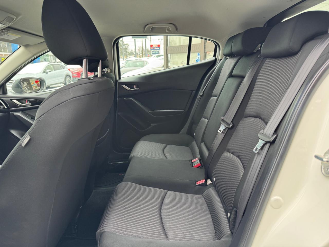 2015 Mazda MAZDA3 GS Accident Free | Backup Camera | Bluetooth Photo