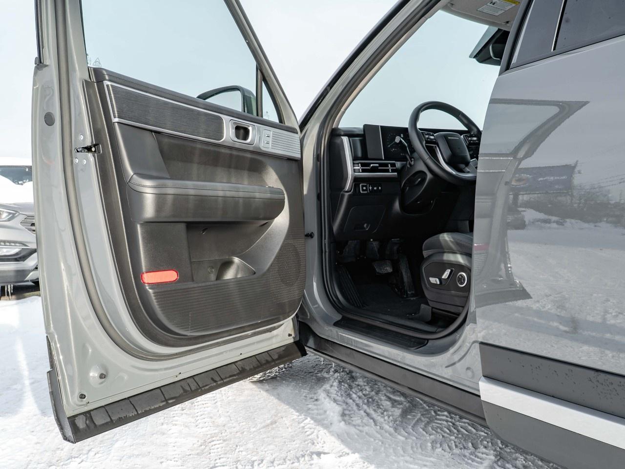 2024 Hyundai Santa Fe LUXURY AWD Photo