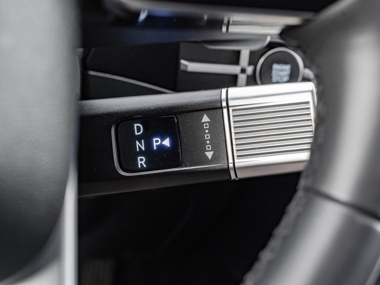 2024 Hyundai Santa Fe LUXURY AWD Photo