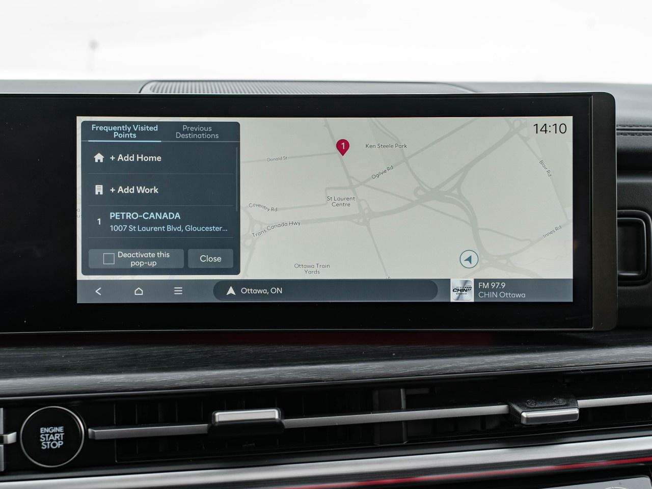 2024 Hyundai Santa Fe LUXURY AWD Photo