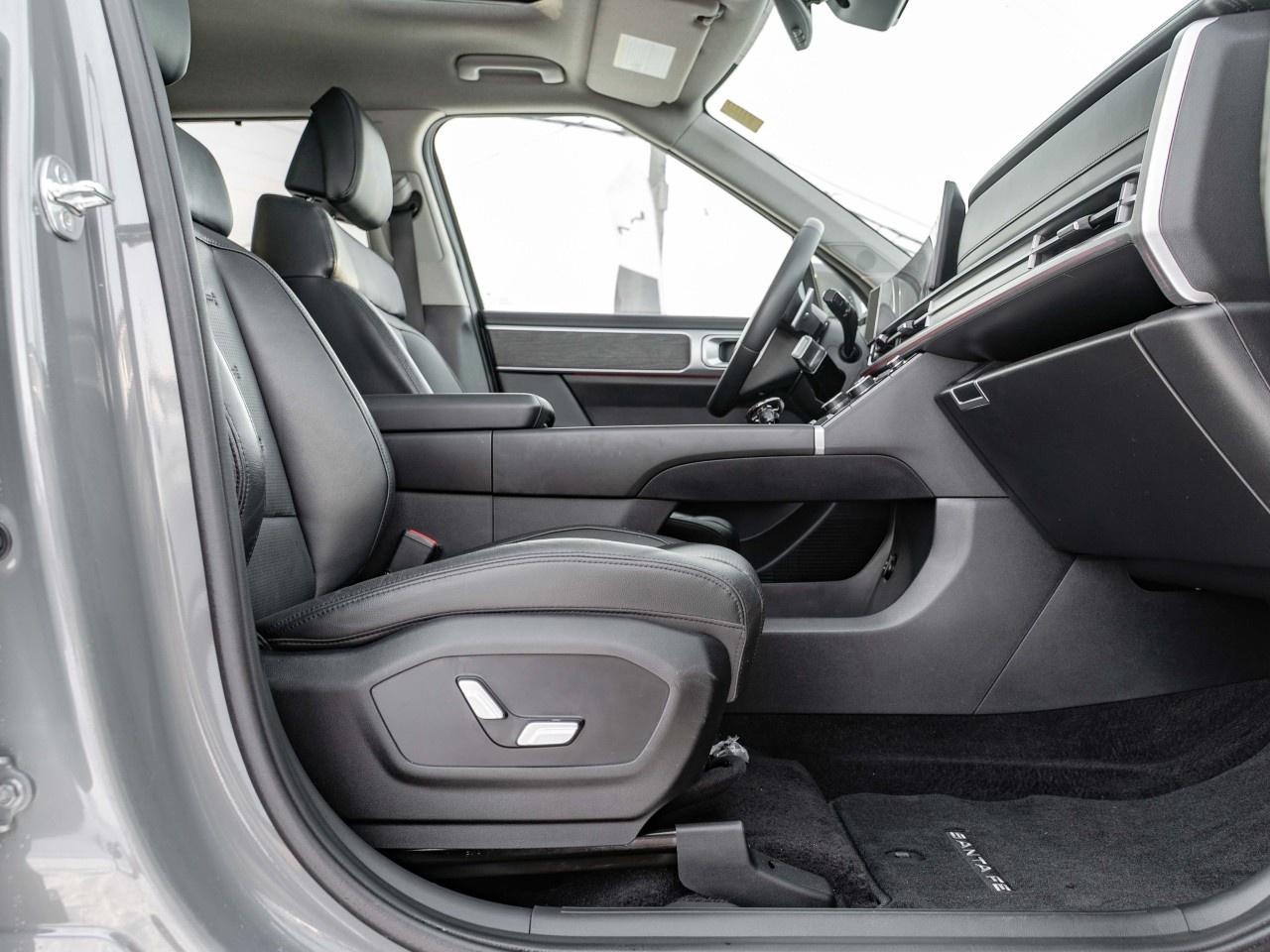 2024 Hyundai Santa Fe LUXURY AWD Photo