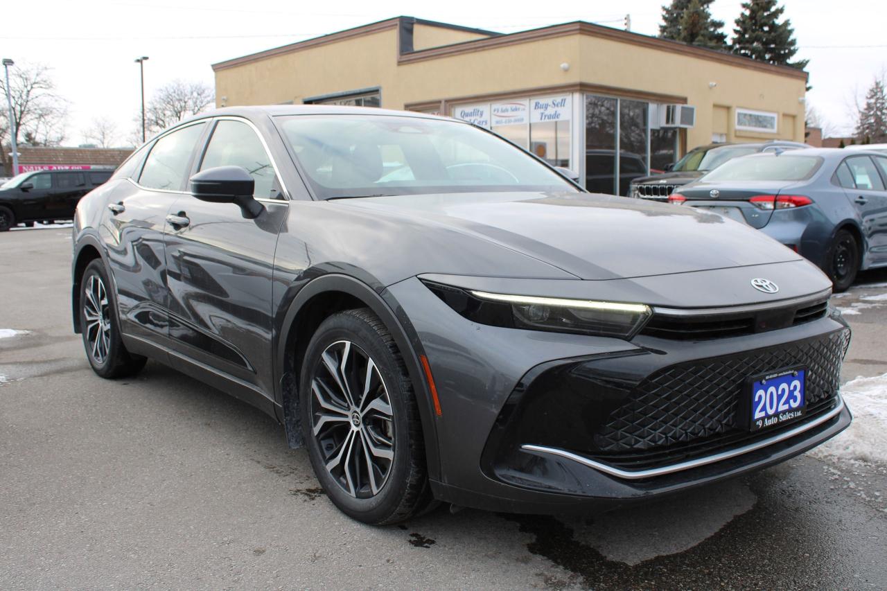 Used 2023 Toyota Crown XLE for sale in Brampton, ON