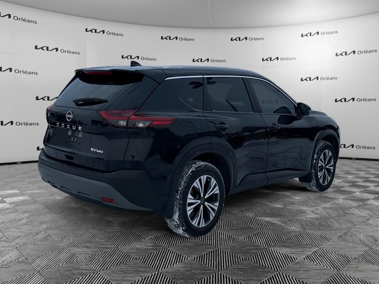 2023 Nissan Rogue AWD SV Moonroof Photo