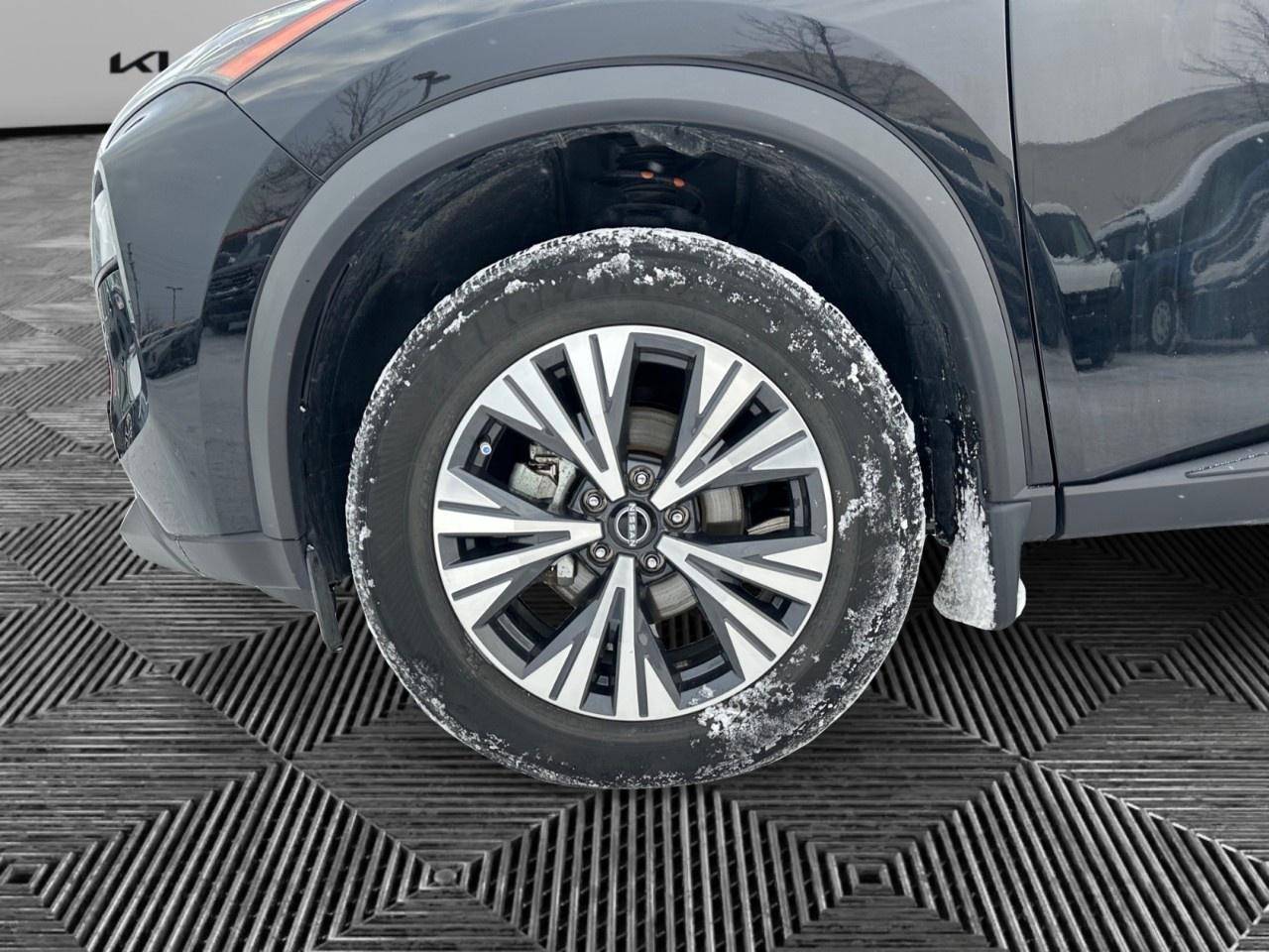 2023 Nissan Rogue AWD SV Moonroof Photo