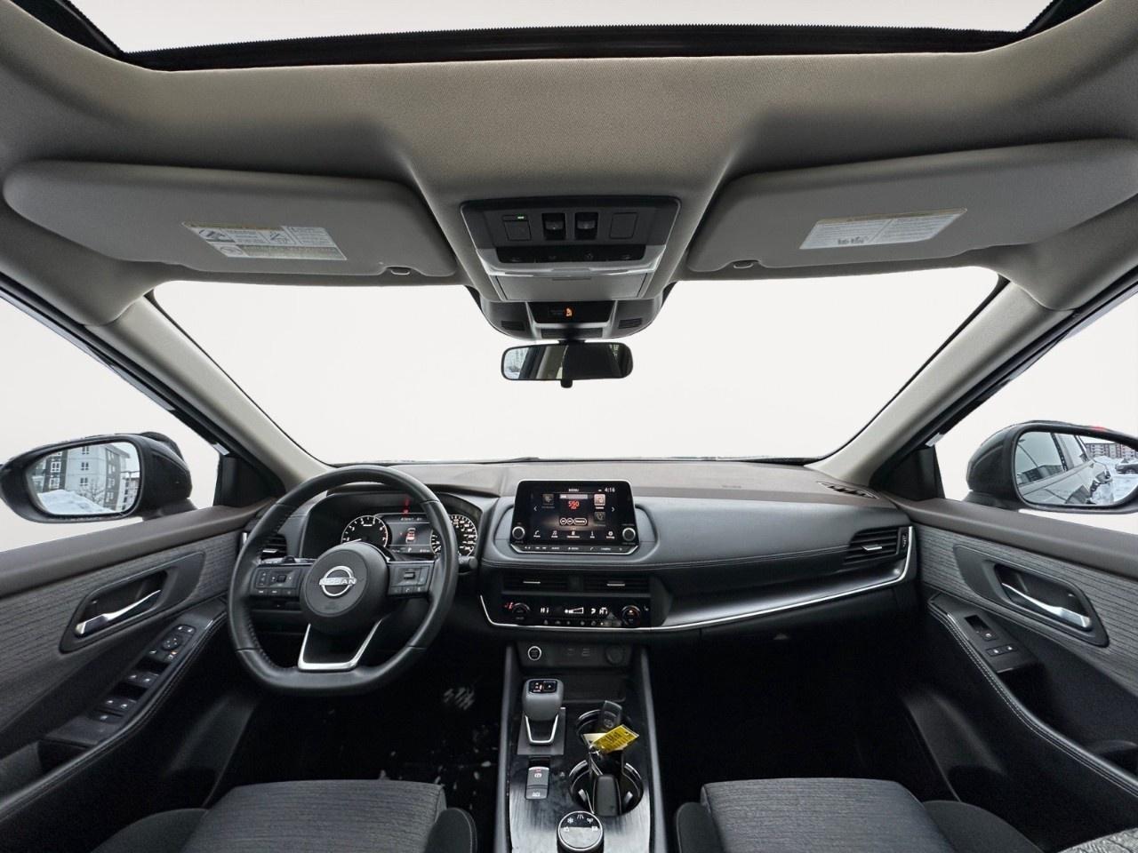 2023 Nissan Rogue AWD SV Moonroof Photo