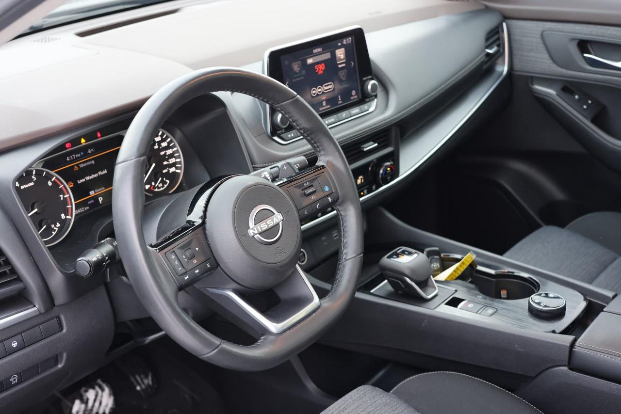 2023 Nissan Rogue AWD SV Moonroof Photo