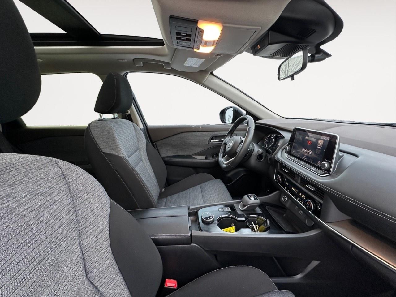 2023 Nissan Rogue AWD SV Moonroof Photo